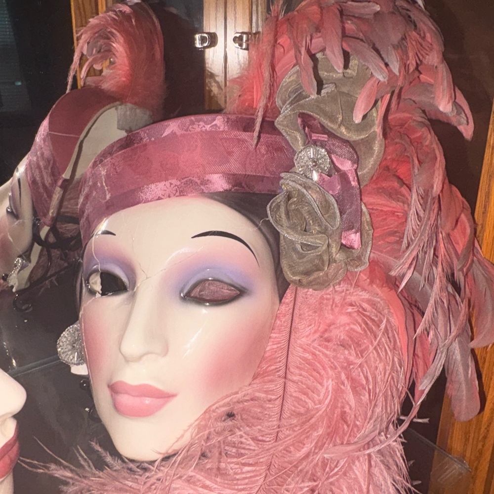 Elegant Pink Feathered Mask